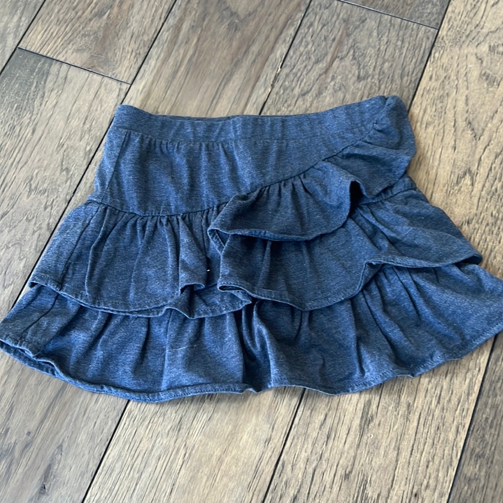 Garanimals size 5T skirt